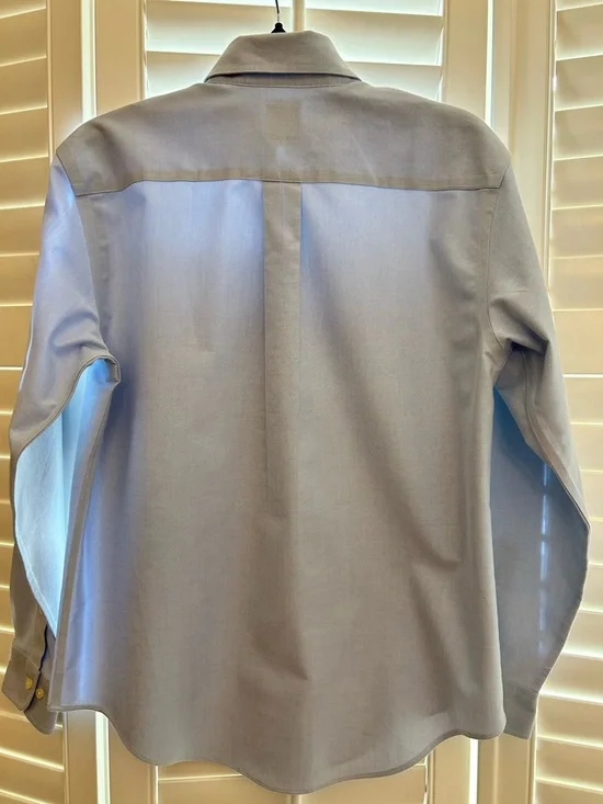 Brooks Brothers Button Down Shirt Women’s 10 Classic Fit Light Blue Non Iron - Picture 4 of 7